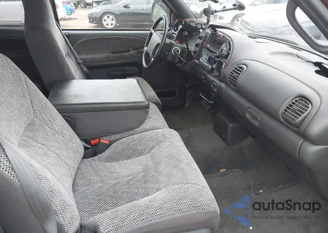 2001 Dodge Ram 1500 St z USA, uszkodzony, nr VIN 3B7HC13Z51G206728